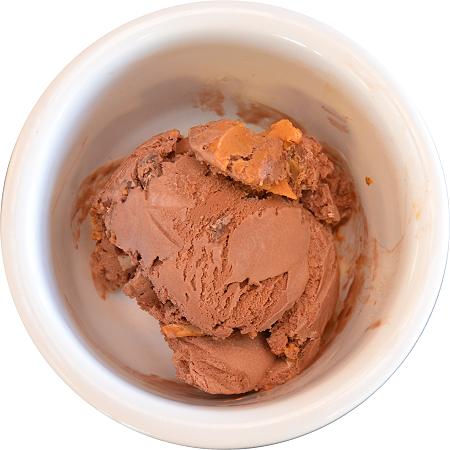 Chocolate Peanut Butter Chunk Ice Cream